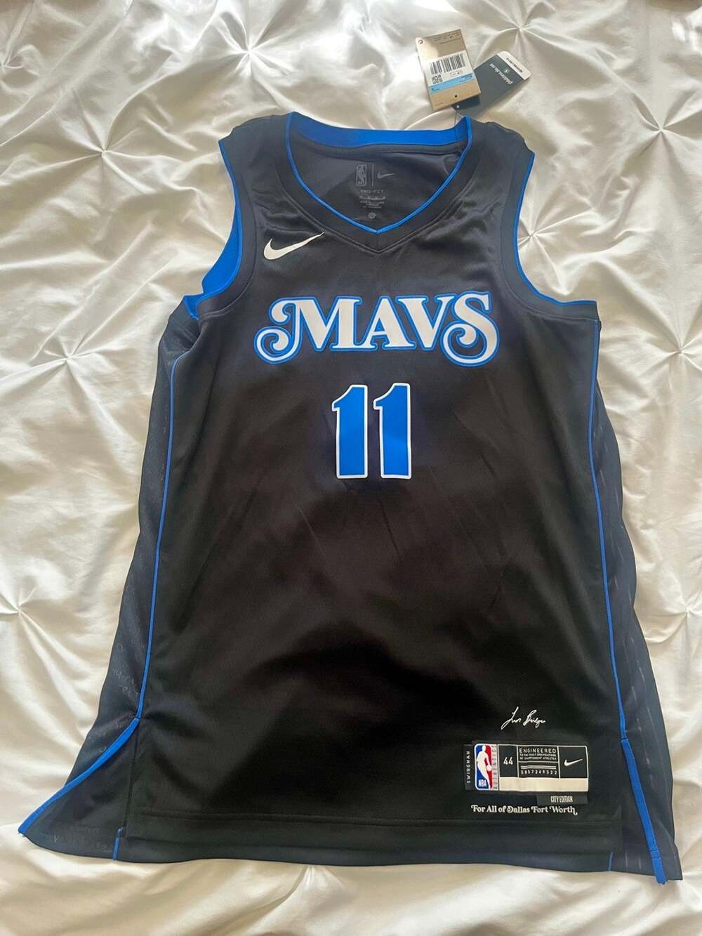 Nike Kyrie Irving Mavericks Jersey Mens M Black New